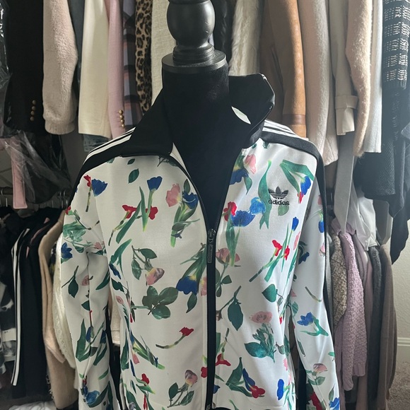 Adidas Women's White Floral Utility Jacket - Picture 1 of 4